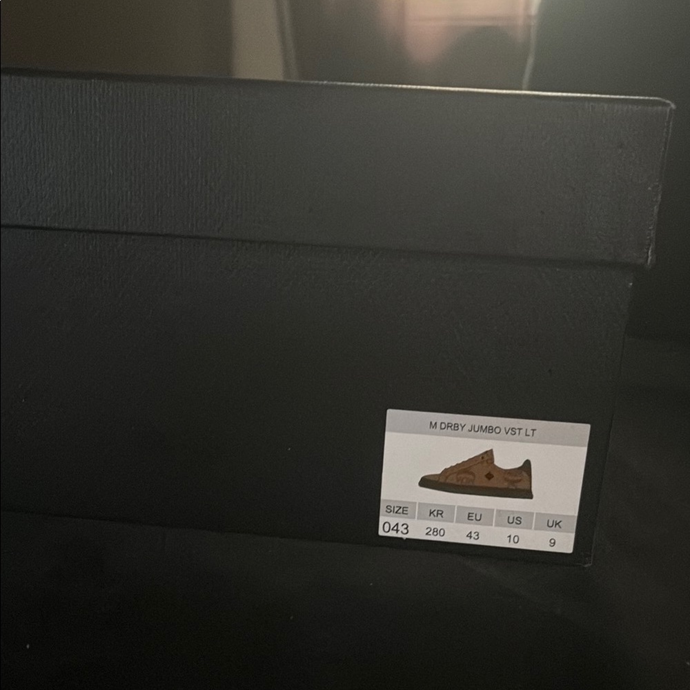 MCM Men's Brown Leather Sneakers - Picture 5 of 6